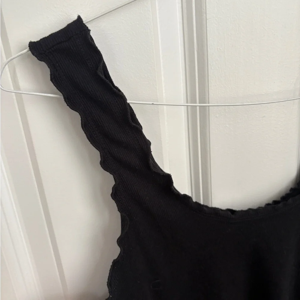 ASOS Ribbed Baddie Grunge Scallop Edge Crop Tank Top Black Whimsigoth - Picture 2 of 4